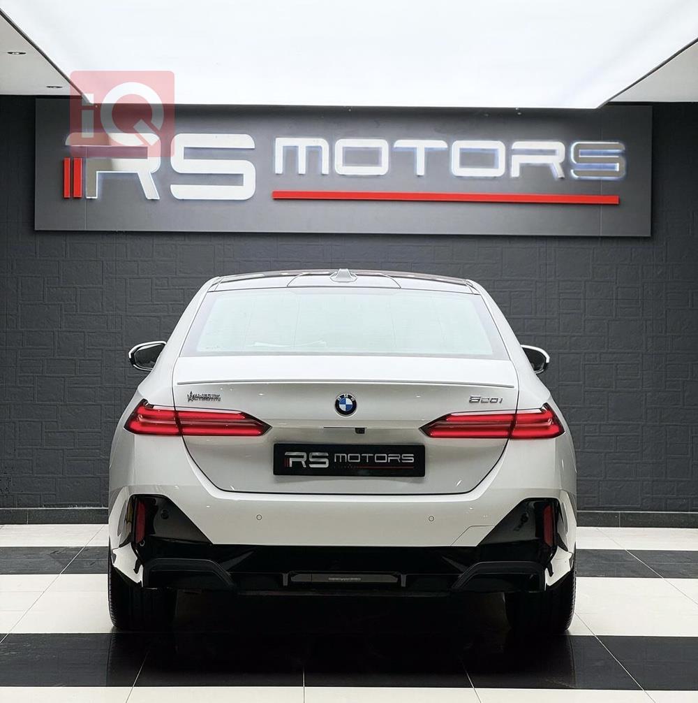 BMW 5-Series